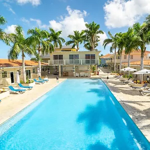 https://delynne-resort.comcaribbean.com